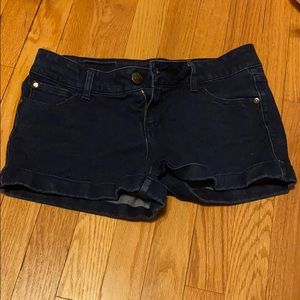 denim short shorts